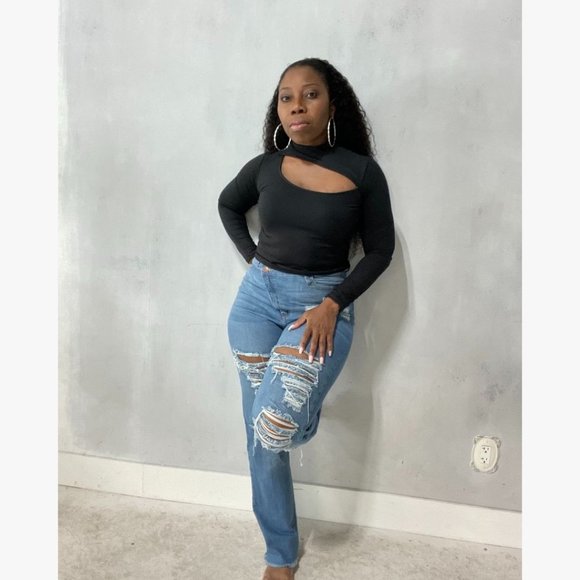 (NWT) Long Sleeve Cut Out Double Layer / Long Crop Top - Black - Picture 2 of 4